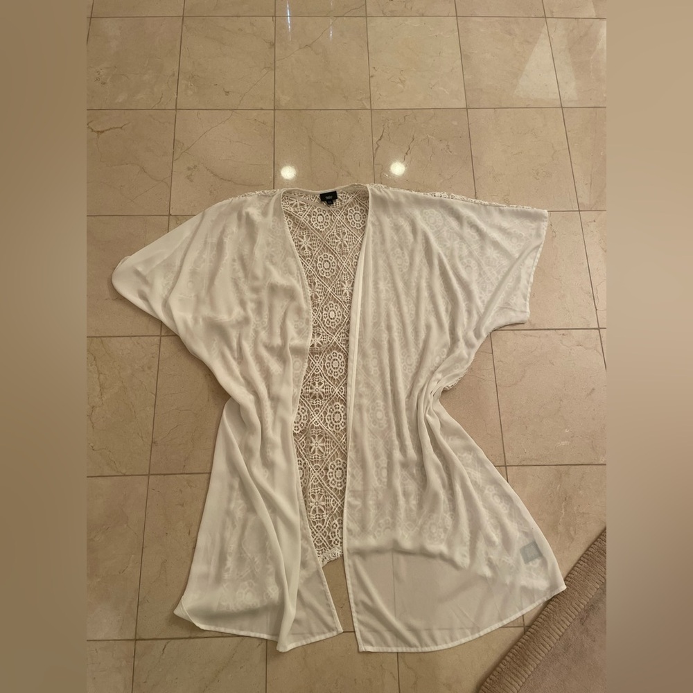 Vintage Mossimo White Lace Back Cardigan/Kimono